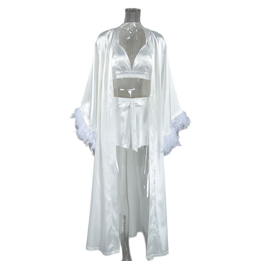 Driedelige badjas met verenbie - Bathrobe recensie en prijs